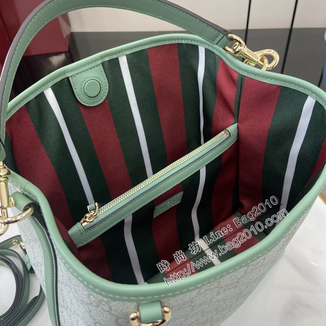 Gucci專櫃古馳最新款Emblem系列小號肩背包 jh2626型號：815103